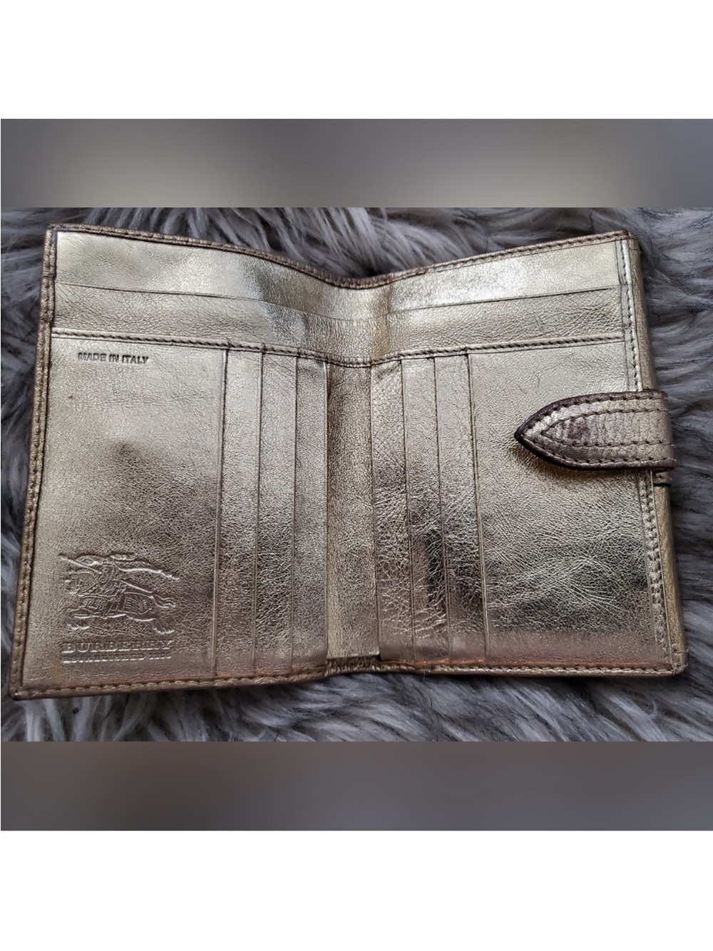 Beautiful Burberry Wallet - Picture 2 of 5